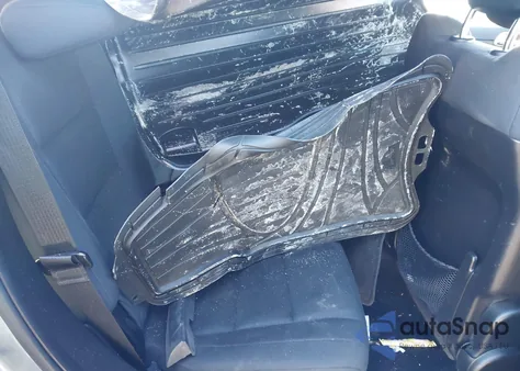 2015 Jeep Grand Cherokee Laredo z USA, uszkodzony, nr VIN 1C4RJFAG4FC912592